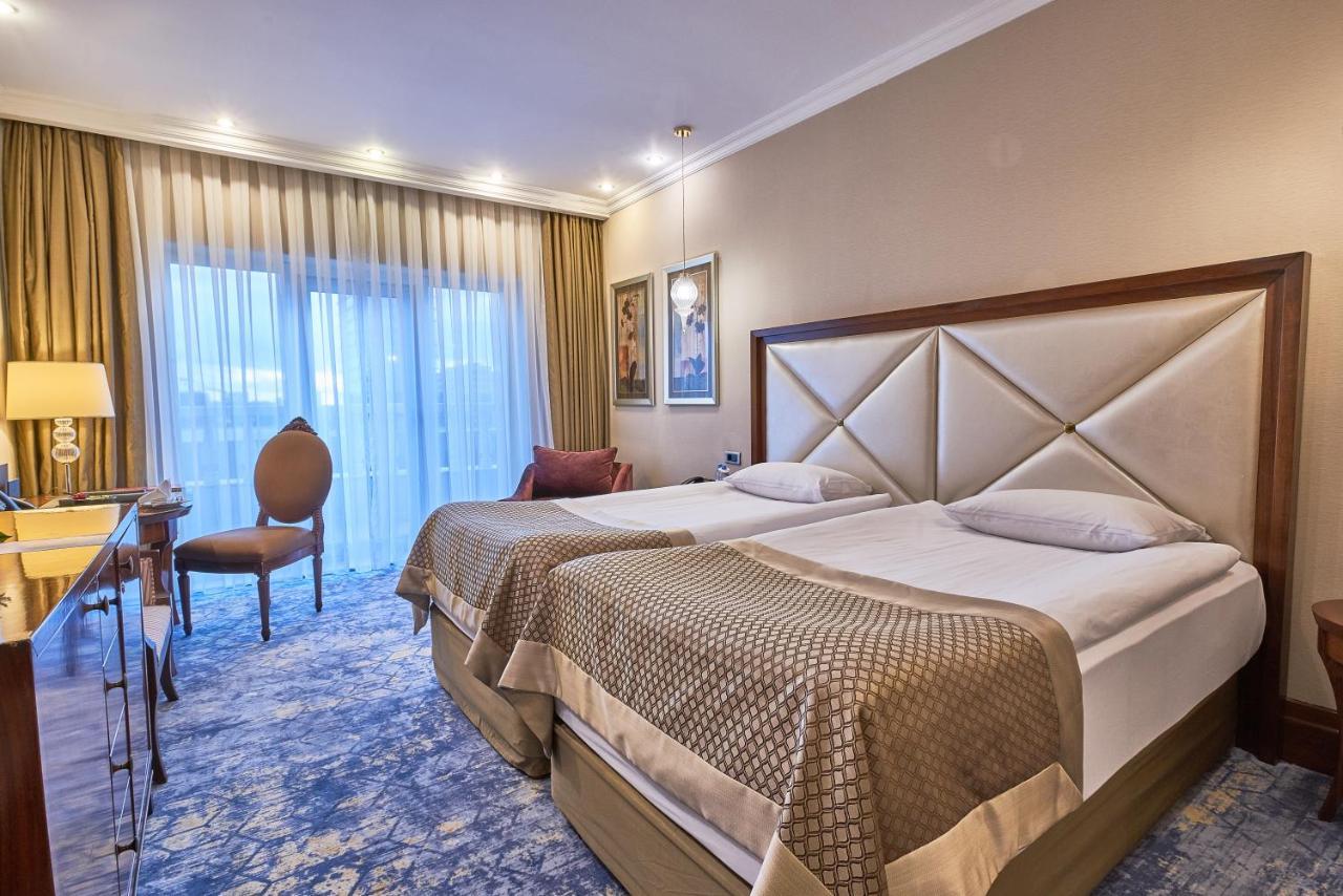 Rixos President Hotel Astana Buitenkant foto