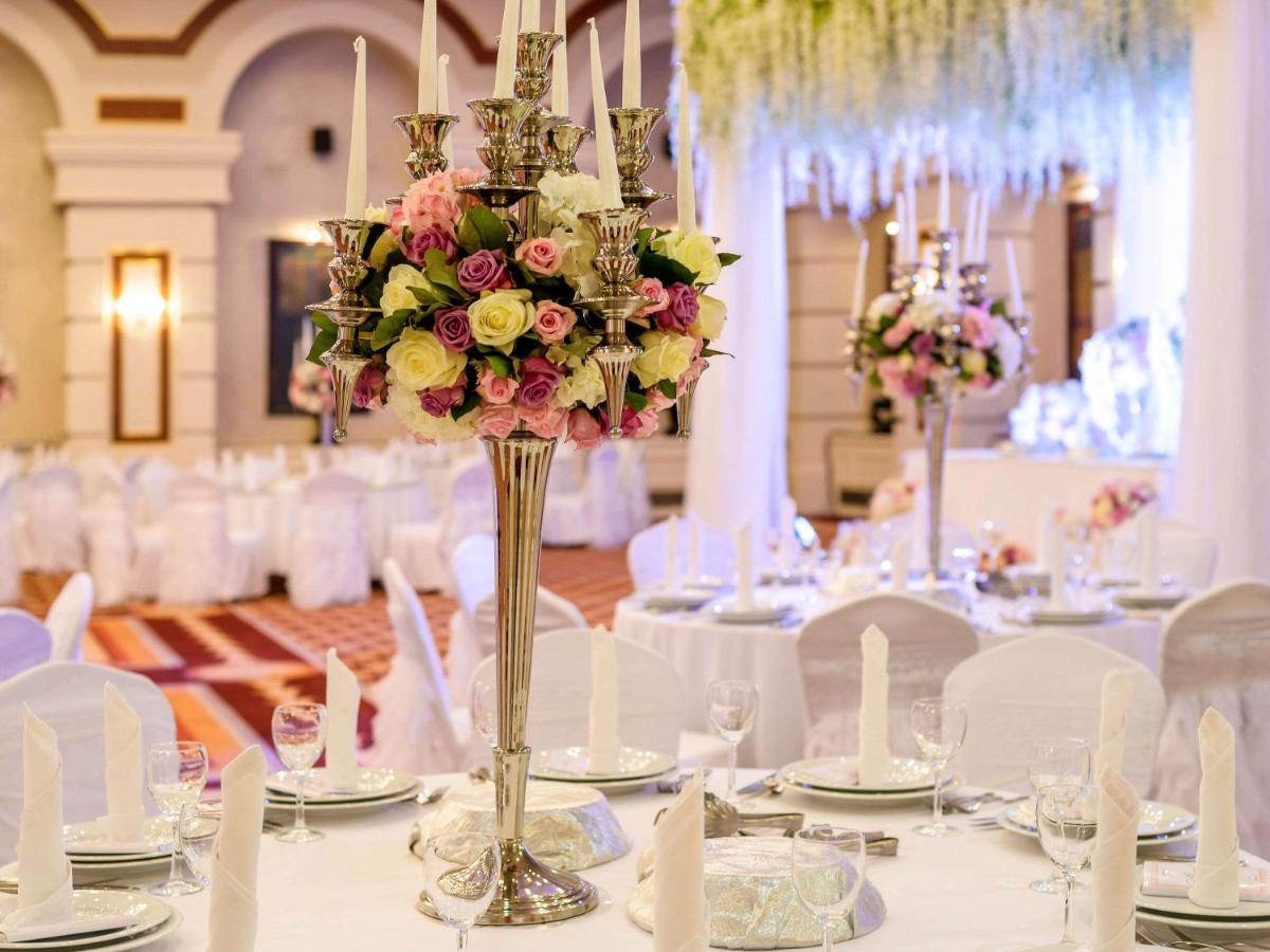 Rixos President Hotel Astana Buitenkant foto
