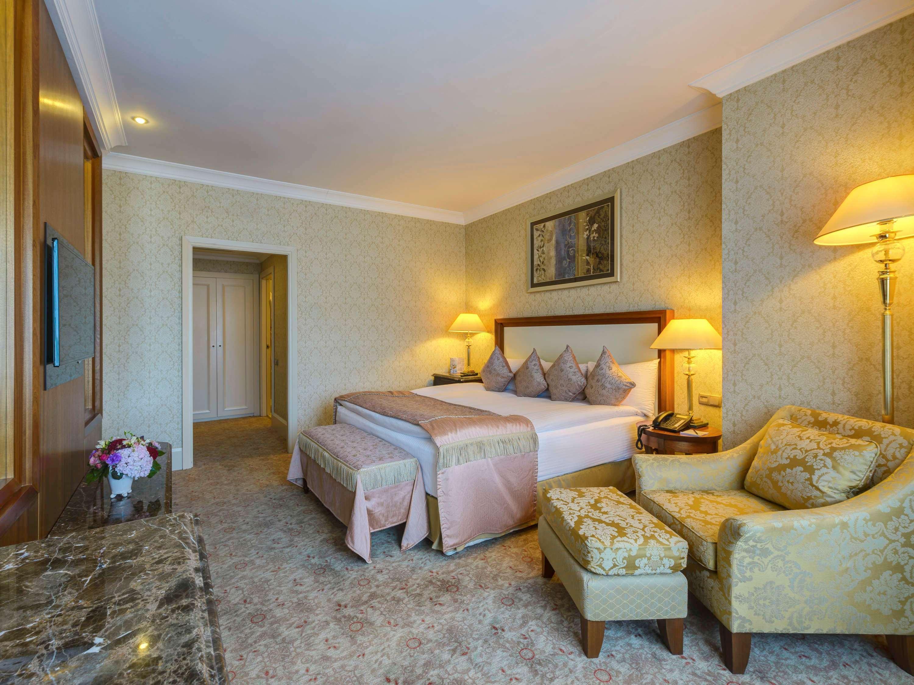 Rixos President Hotel Astana Buitenkant foto