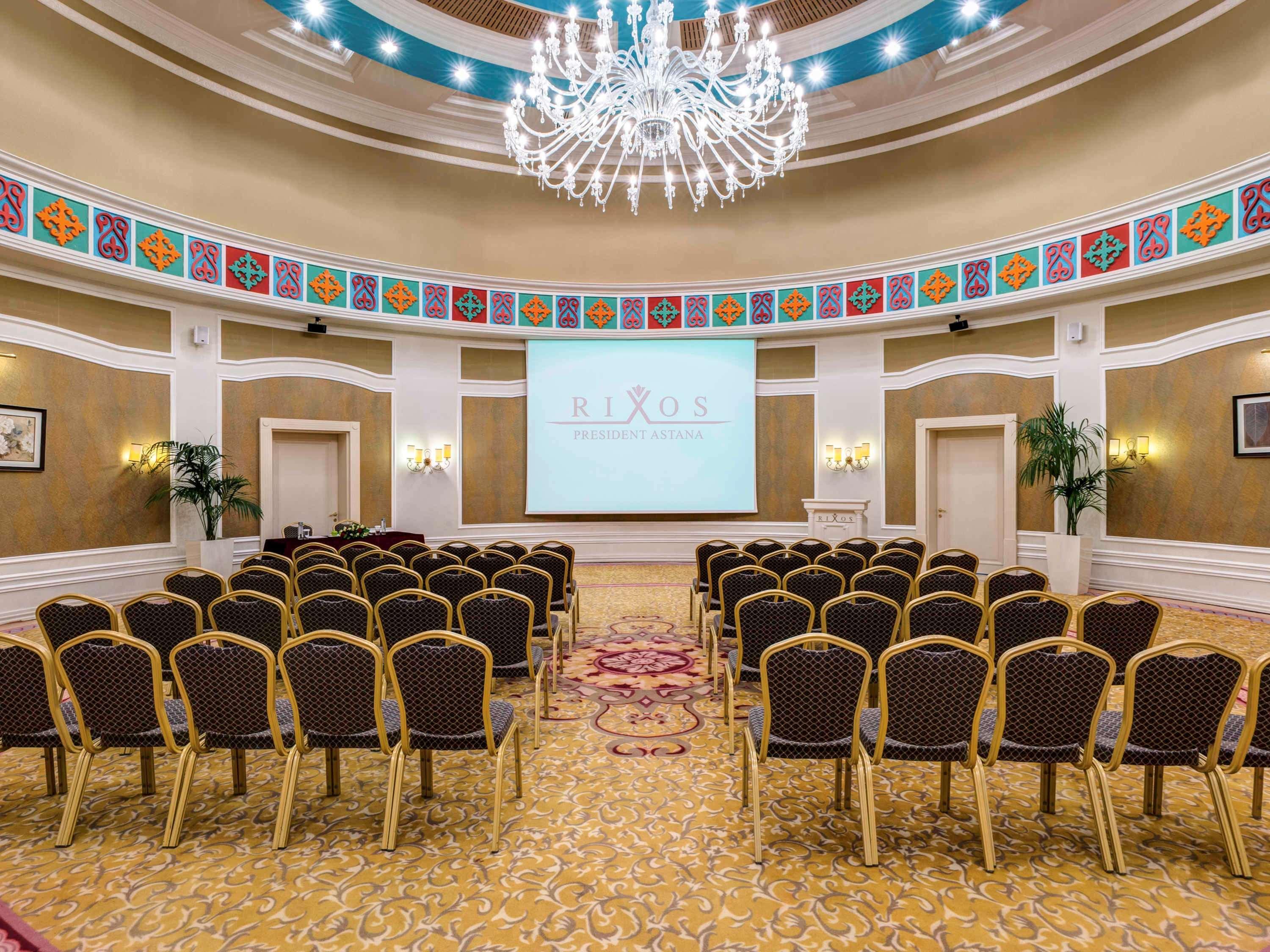 Rixos President Hotel Astana Buitenkant foto
