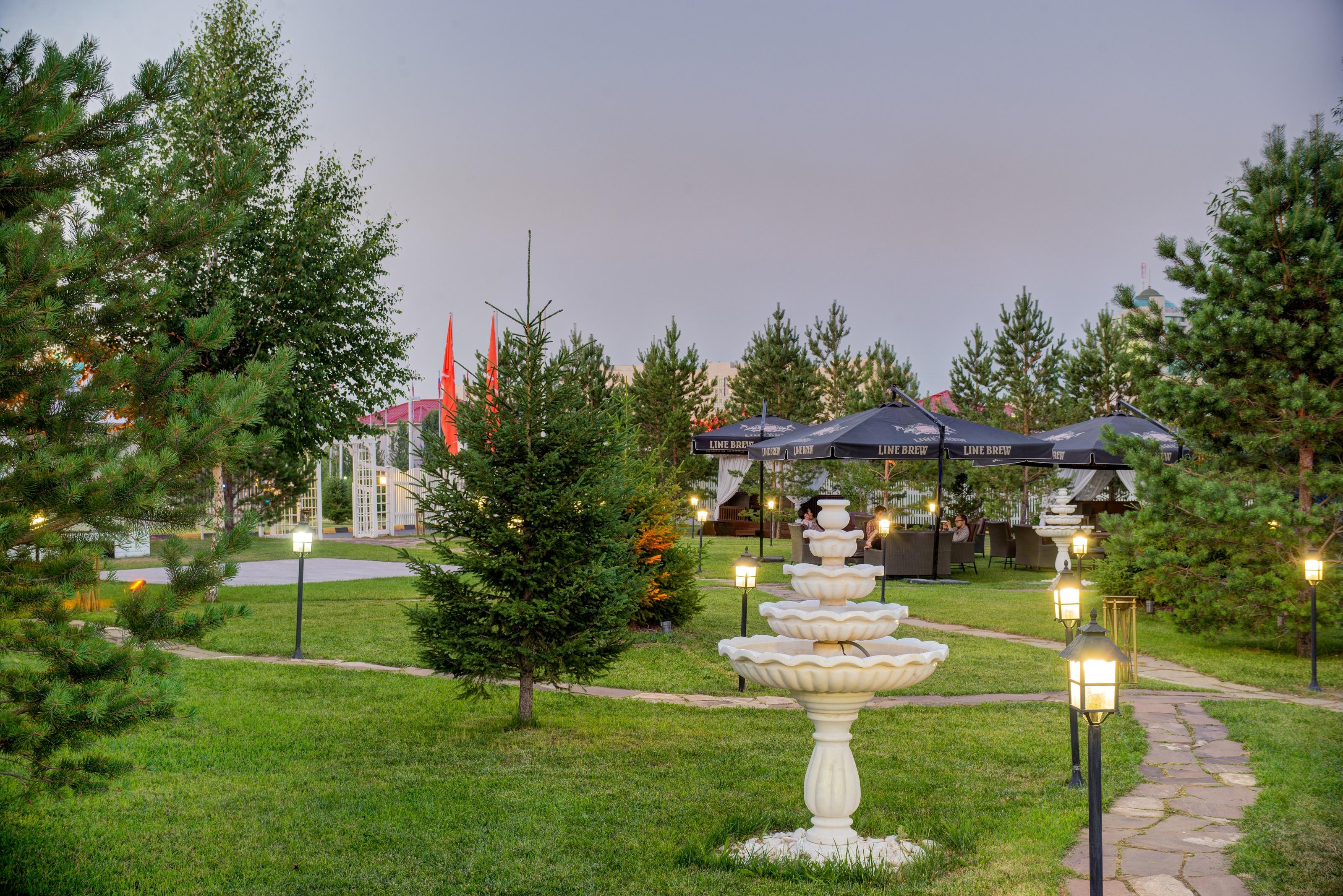 Rixos President Hotel Astana Buitenkant foto