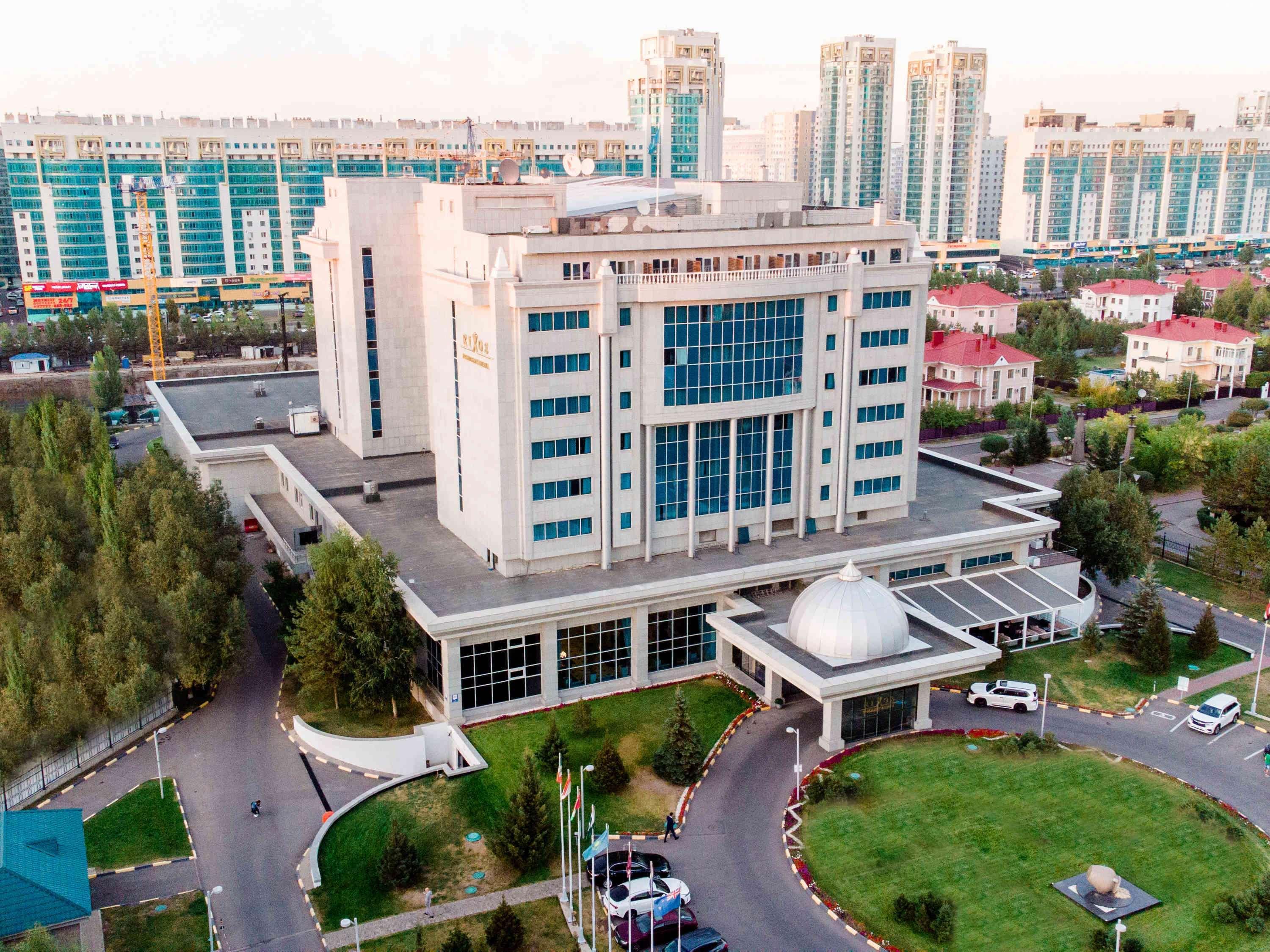 Rixos President Hotel Astana Buitenkant foto