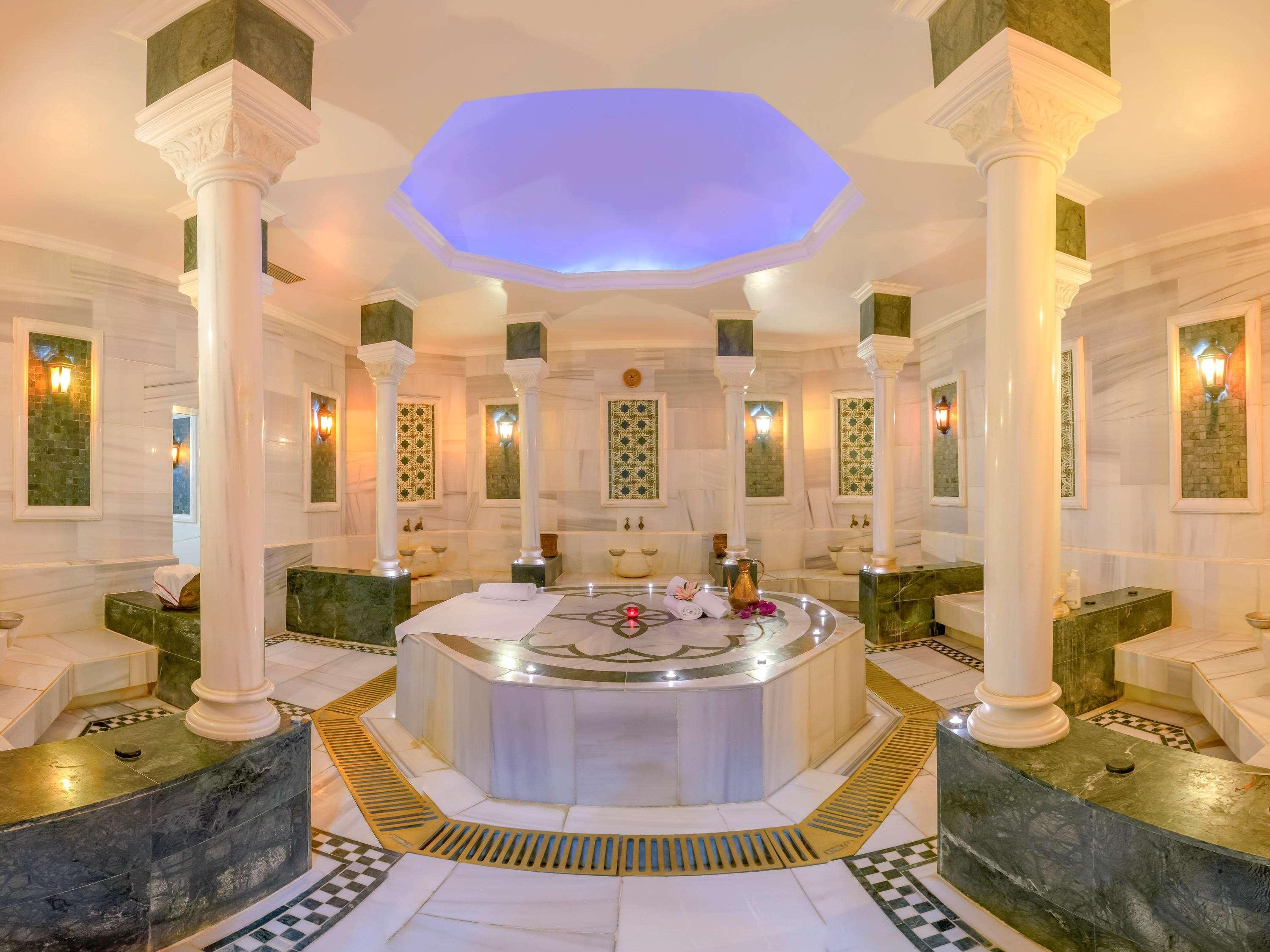 Rixos President Hotel Astana Buitenkant foto
