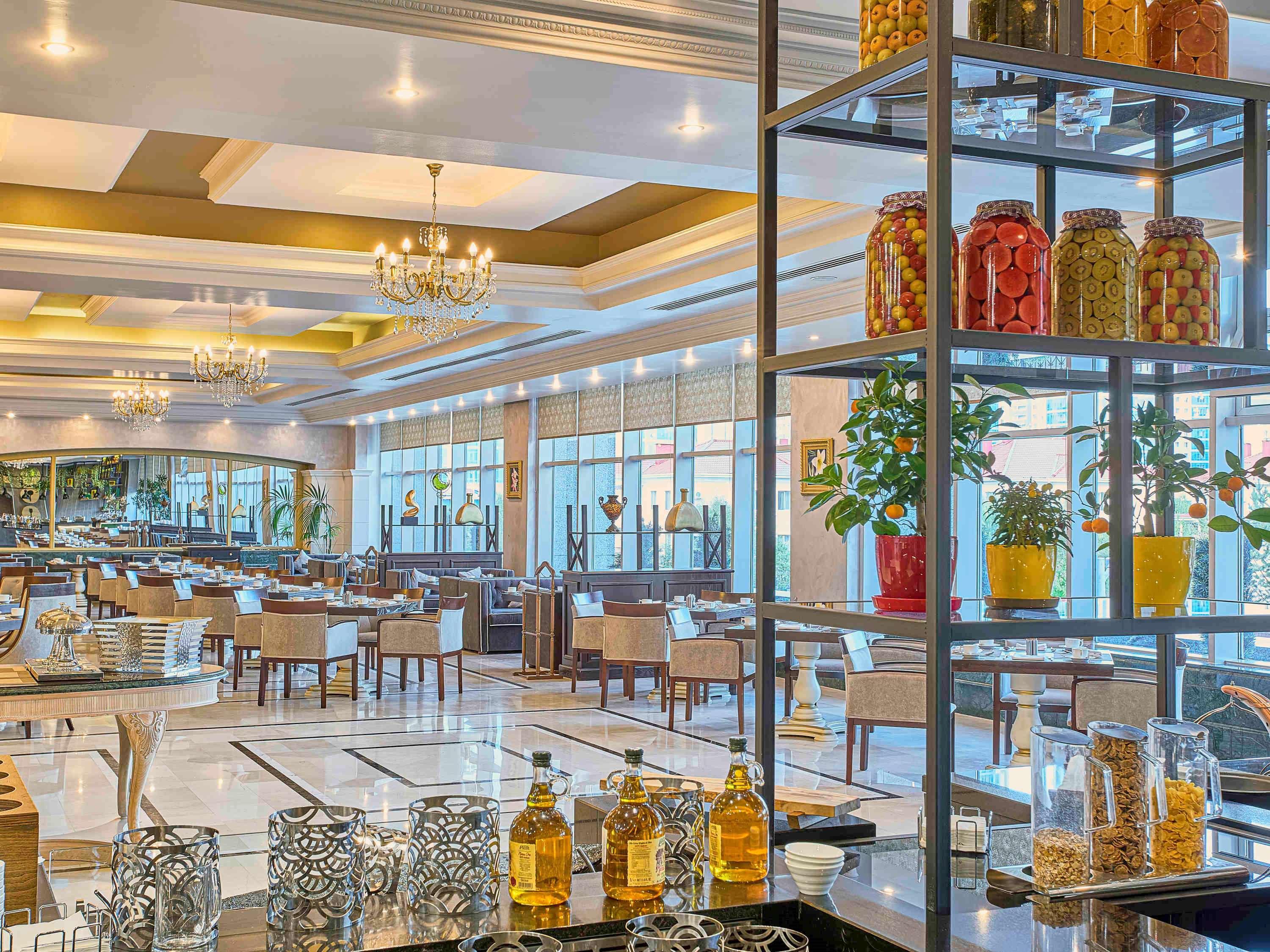 Rixos President Hotel Astana Buitenkant foto