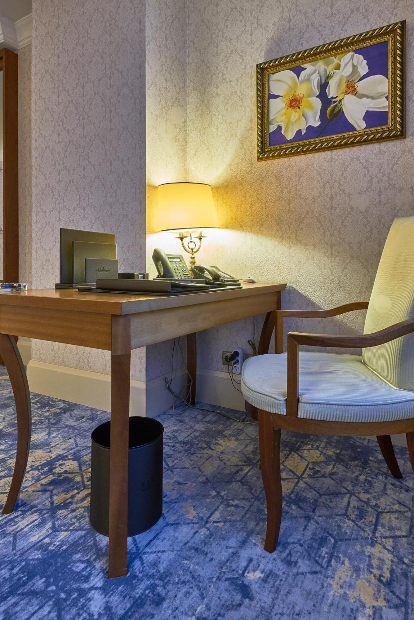 Rixos President Hotel Astana Buitenkant foto